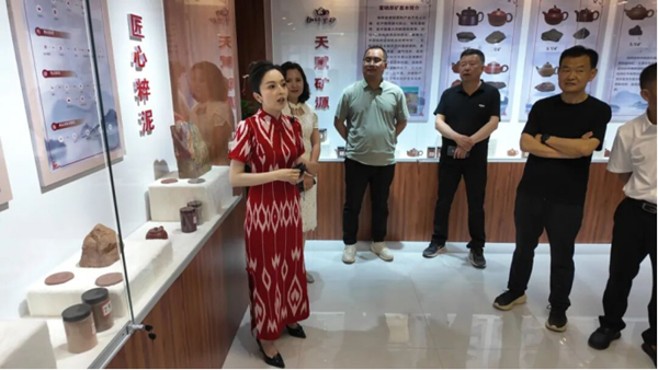 趣博相关图片