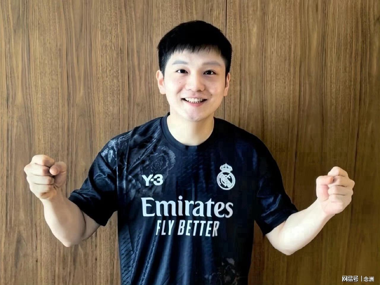 樊振东诺坎普看国家德比:被安检拒绝入场!遭巴萨球迷投诉是“卧底”